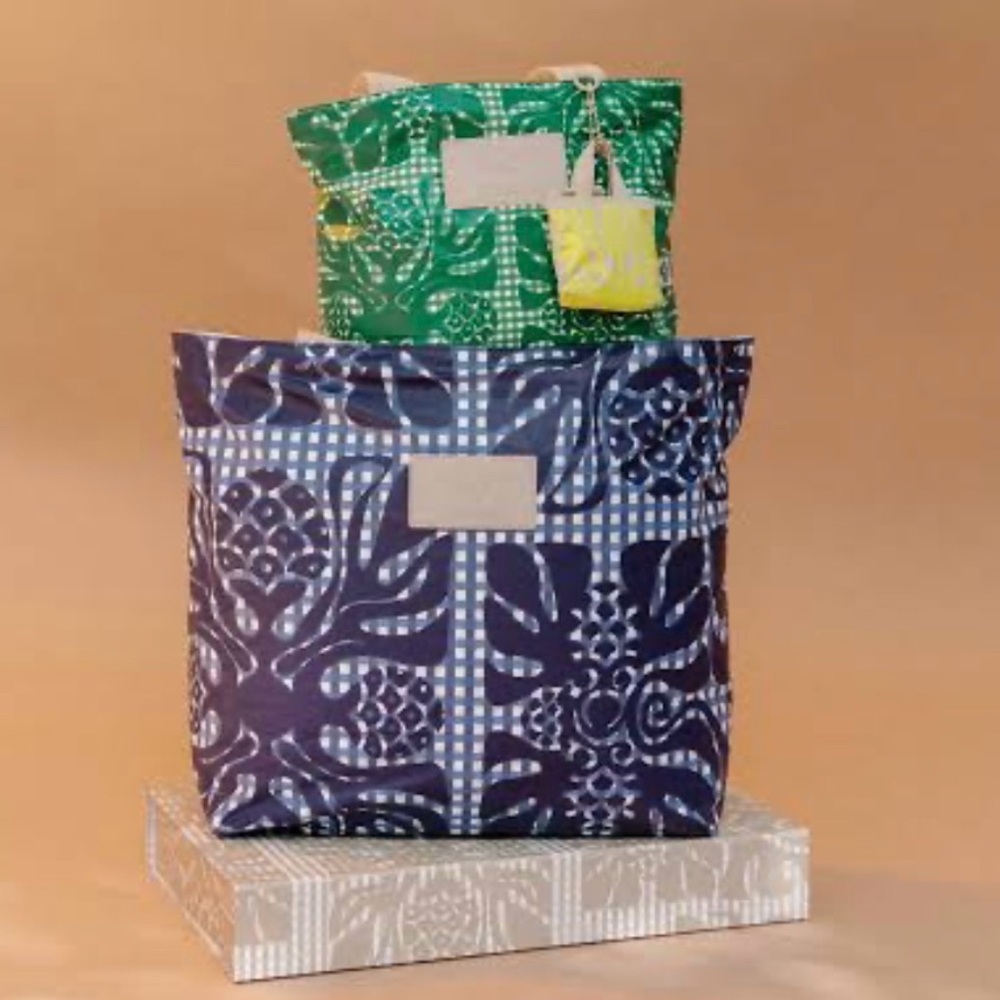 BNWT ALOHA Collection and MANUHEALII Collection. Makua to Makai set. - Picture 2 of 6